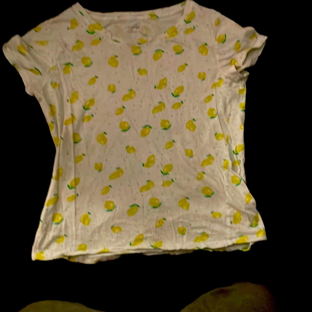 I am selling a small lemon shirt.The brand is studio 12.It is a very soft shirt.